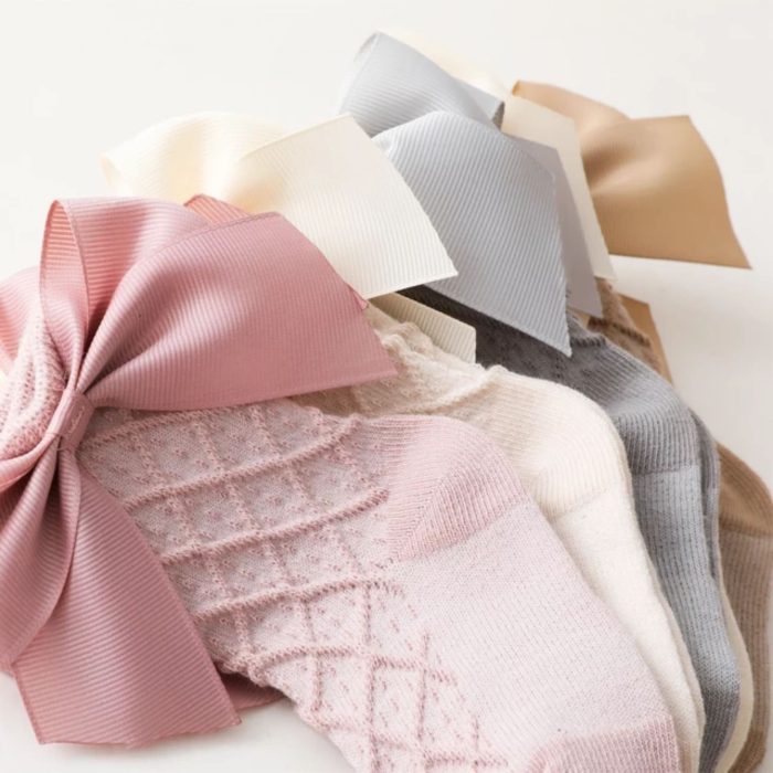 Πλεκτή καλτσούλα με φιογκάκι 8383 - Image 4