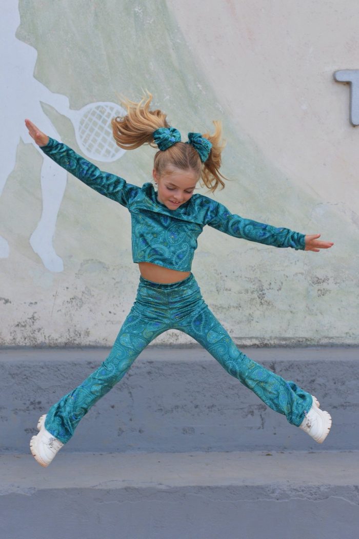 Green Blue Velvet Top 5836 - Image 2